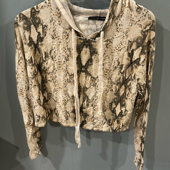 Brooklyn karma olivaceous snakeskin brown crop sweater with hood, size m - Picture 1 of 5